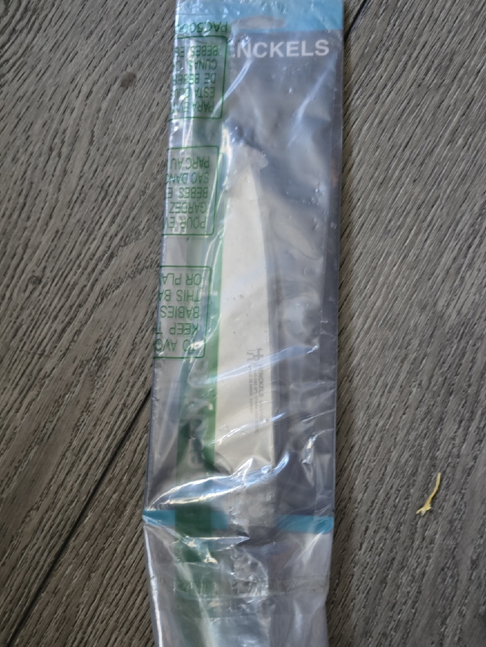 HENCKELS Dynamic Razor-Sharp 6-inch Utility Knife - Picture 3 of 3